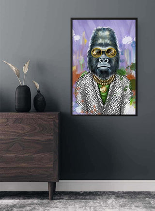 Artsy Gorilla Plakat featuring a gorilla in glasses and suit, displayed on a modern living room wall.