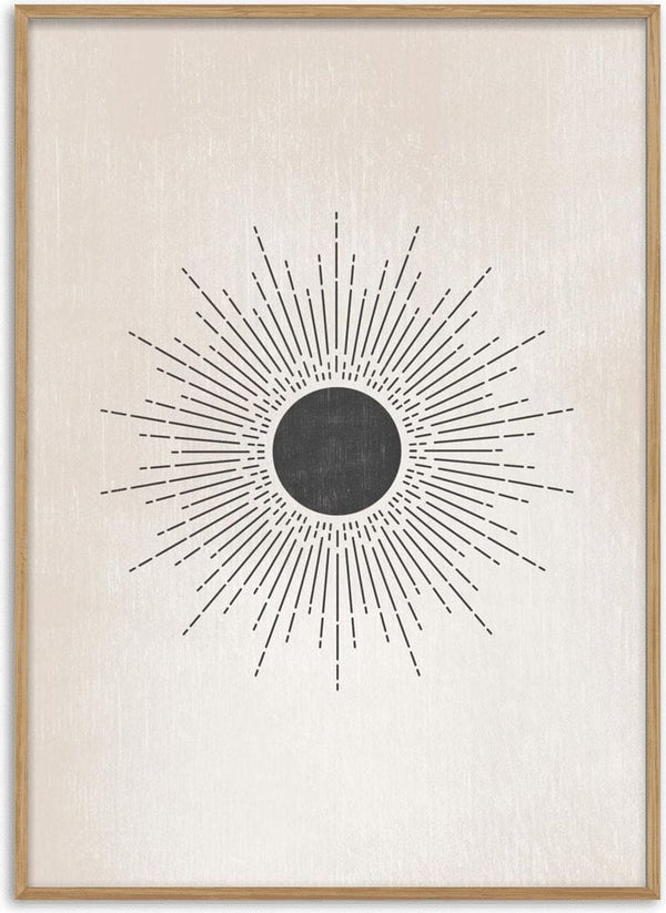 Minimalist Black Sun Plakat with a dark circle and radiating linear rays on a light textured background.